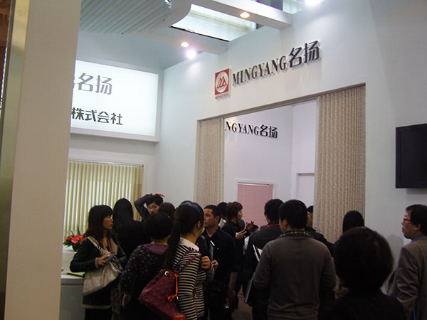 金鳳凰窗簾品種多樣，是不錯的選擇！
